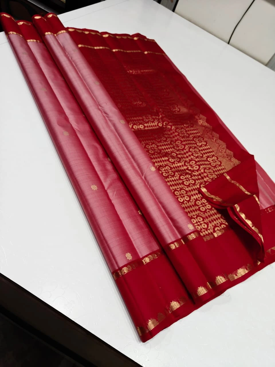 Red & Pink Dual-Tone Kanjivaram Silk Saree